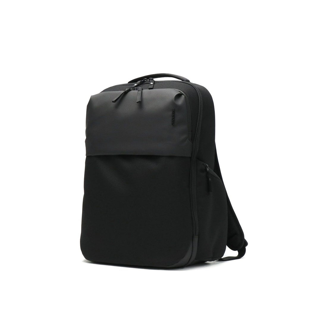 Incase A.R.C. Daypack 24L – Black – product image 4
