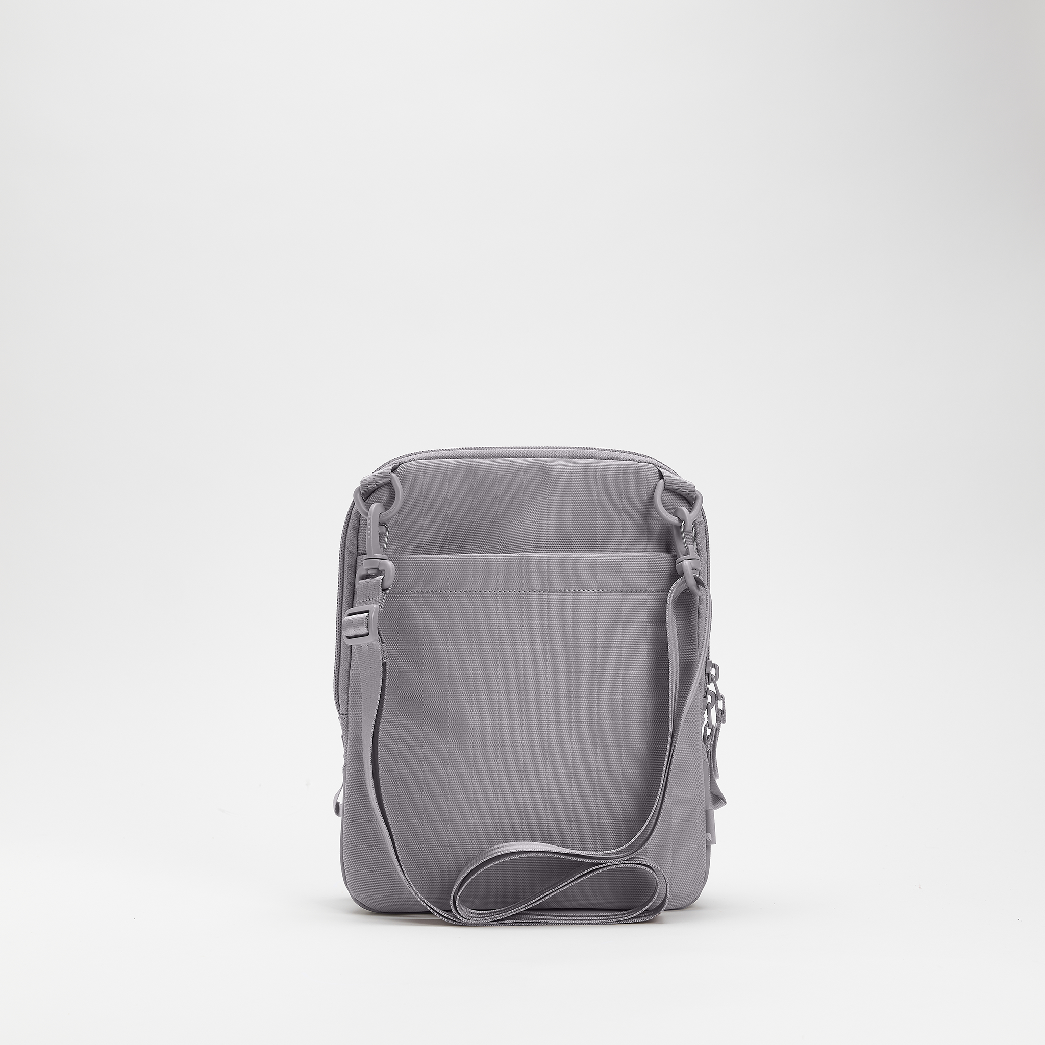 Incase A.R.C. Crossbody Bag – Grey – product image 4
